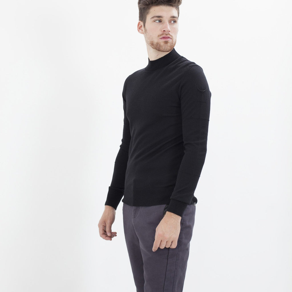 Merino Knit Turtleneck in Black