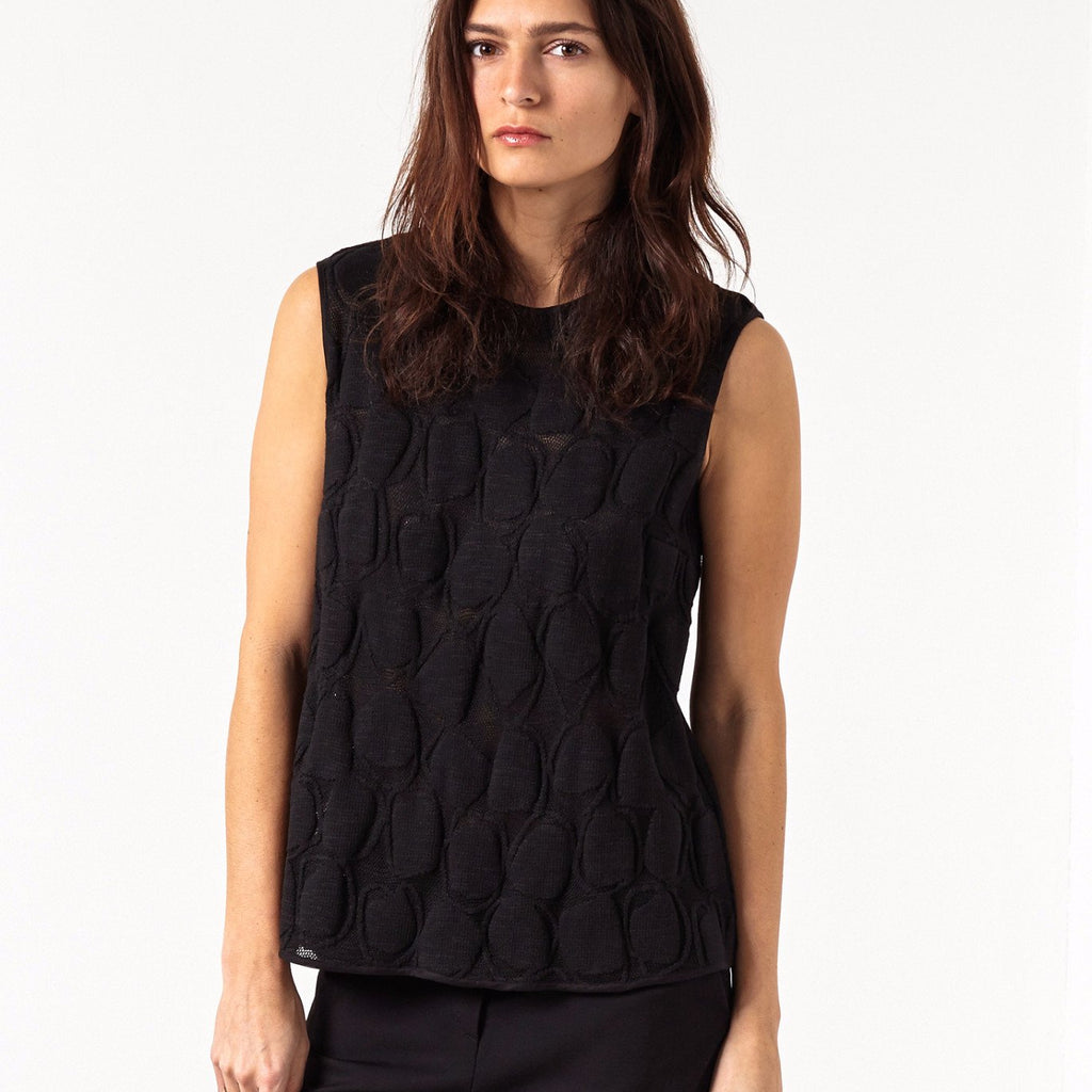 Zip Back Circle Blouse in Black