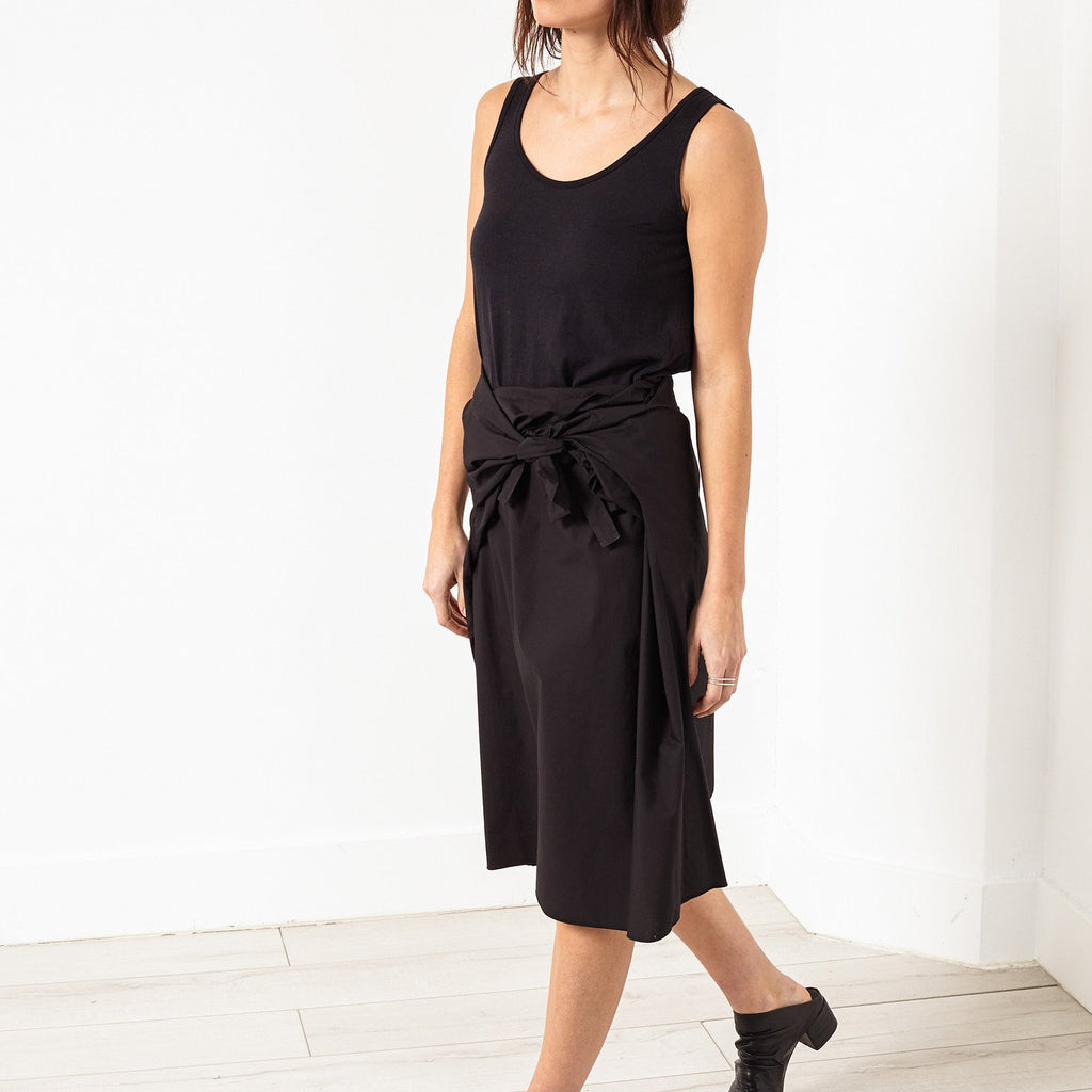 Bow Skirt in Black