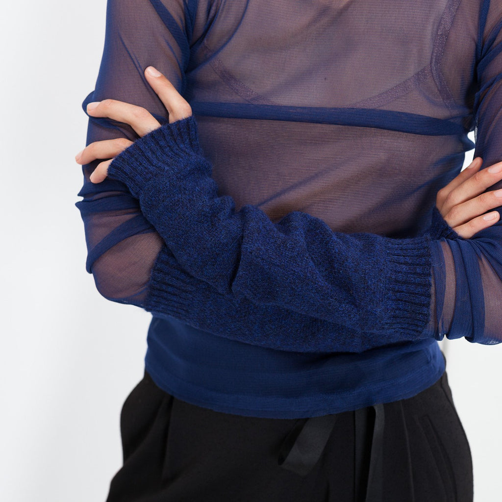 Pikki Mittens in Blue