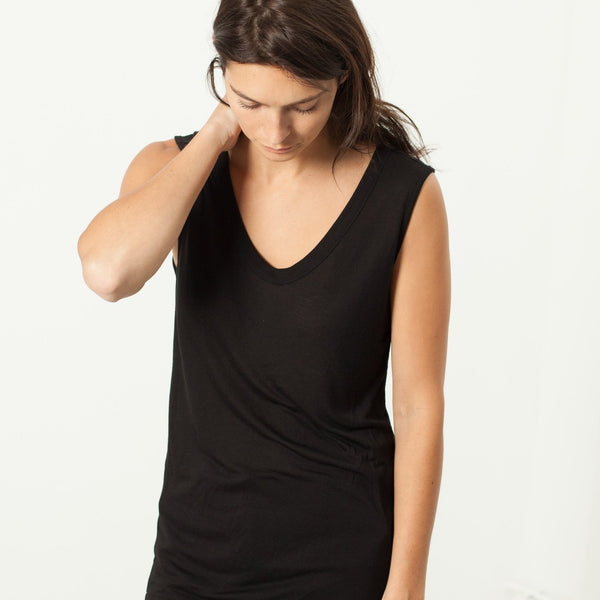 Millenium Tank in Black