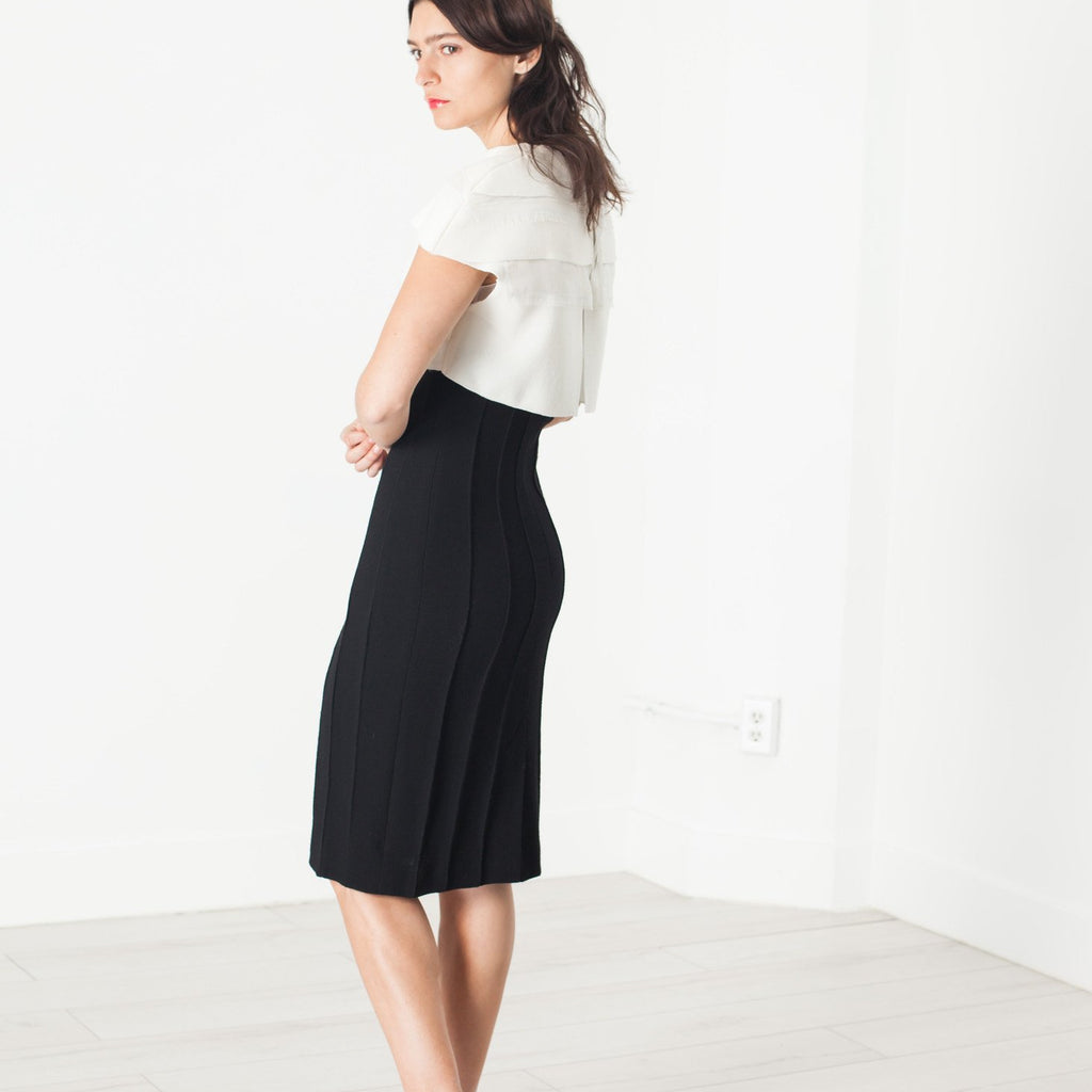 Layered Contrast Dress in Cream/Black