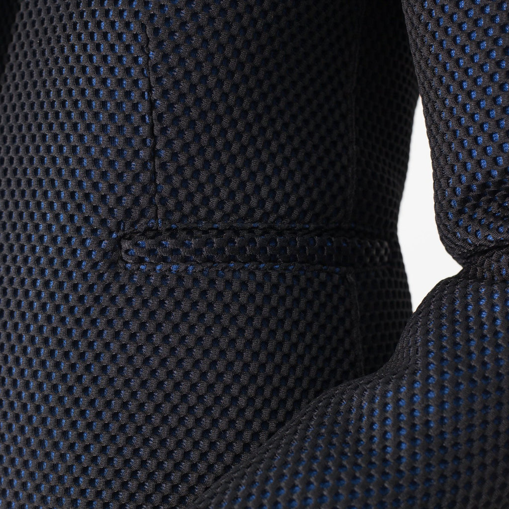 Weave Jacket in Black/Blue