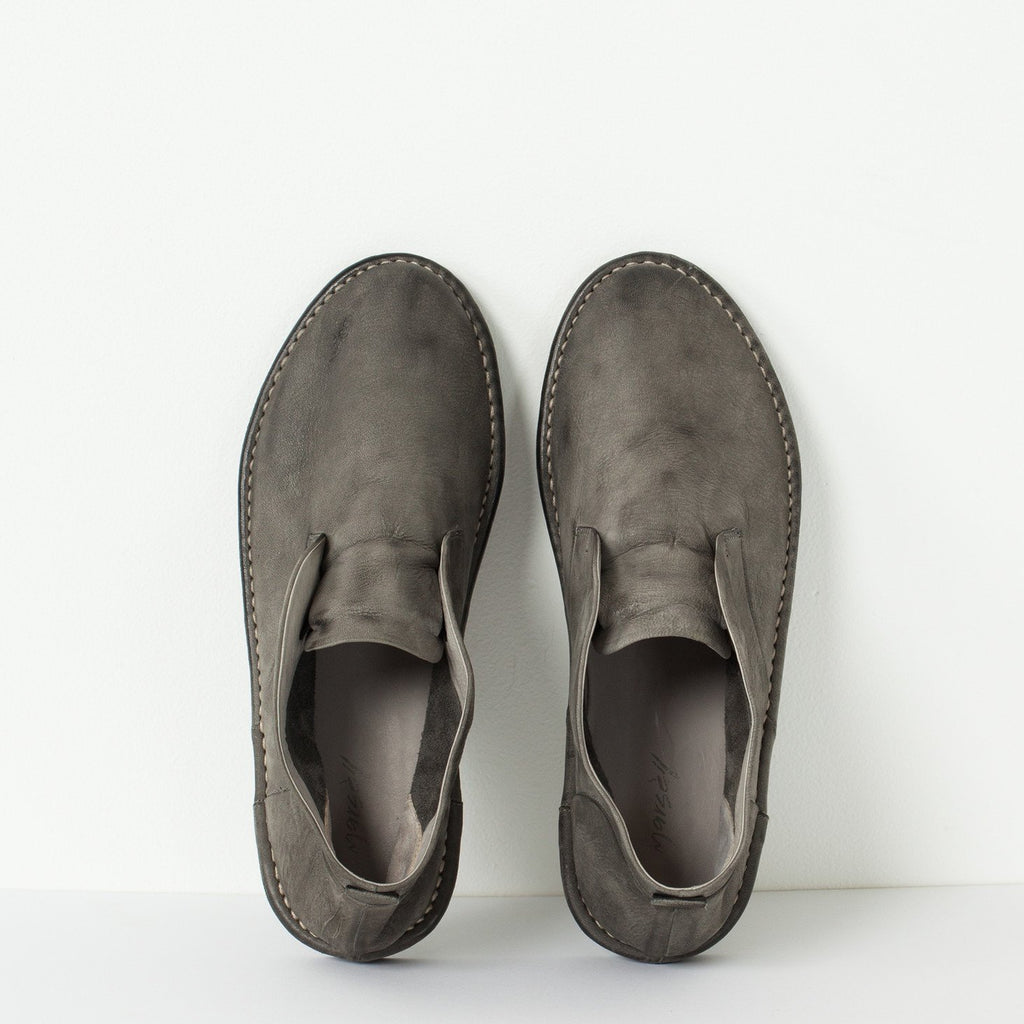 Laceless Sneaker