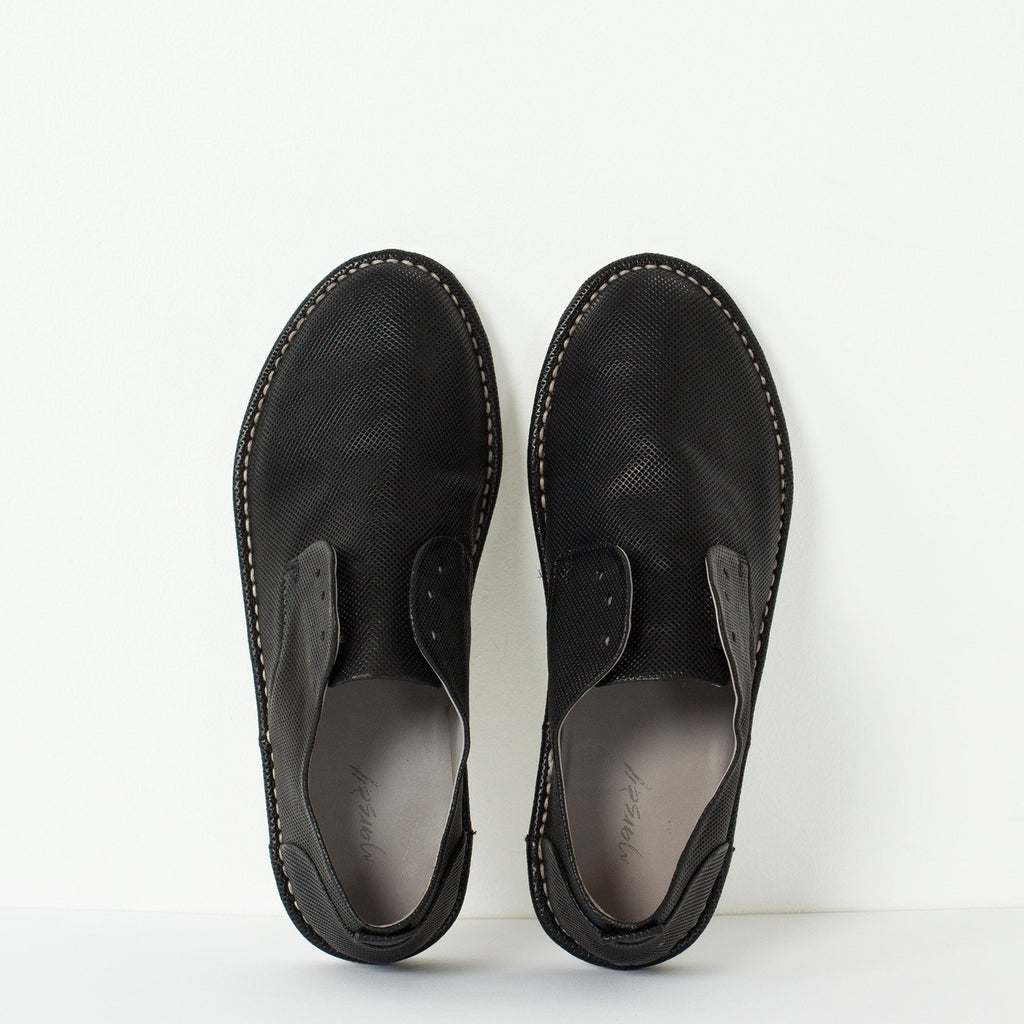 Canvas Sneaker
