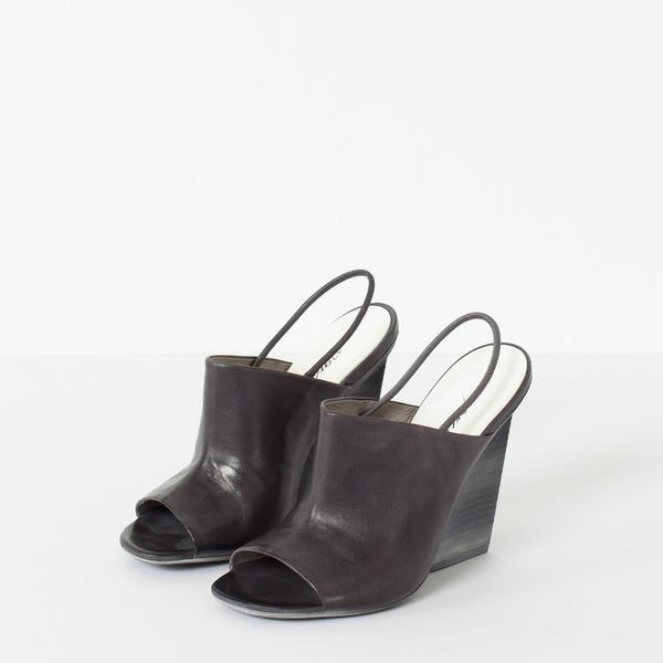 Mantello Heel