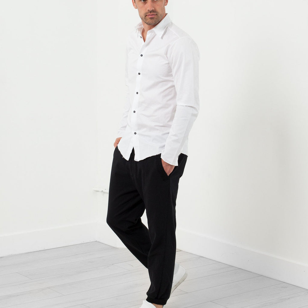 Moun Button Up