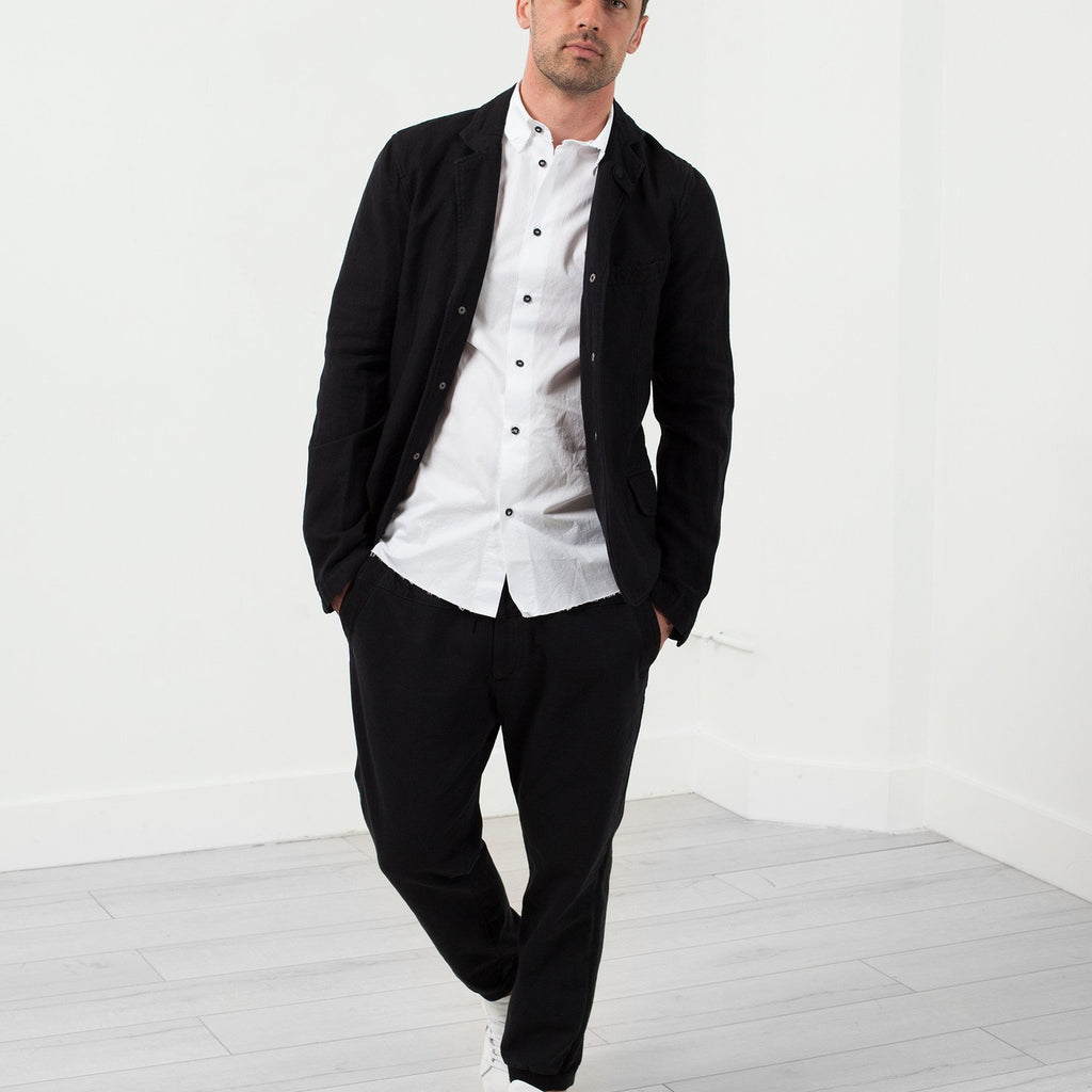 Moun Button Up
