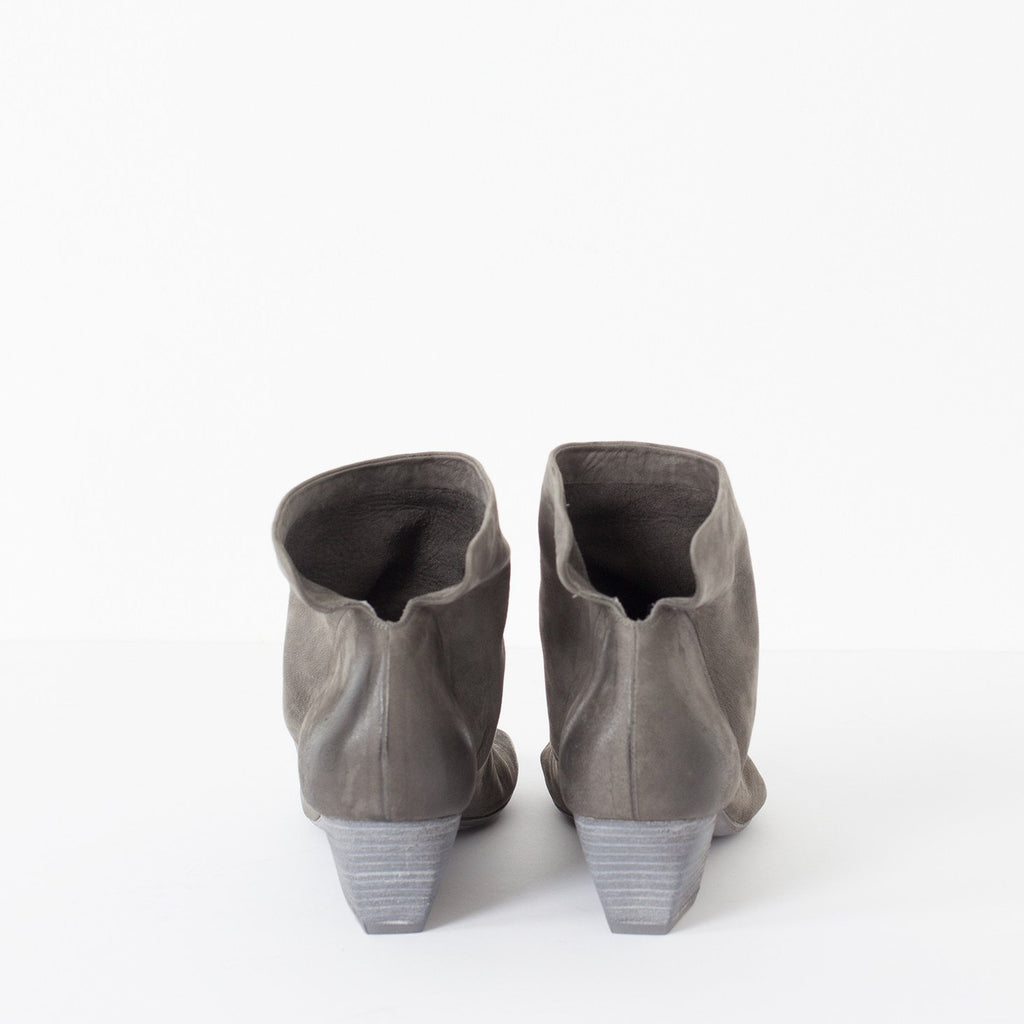 Block Wedge in Dark Slate