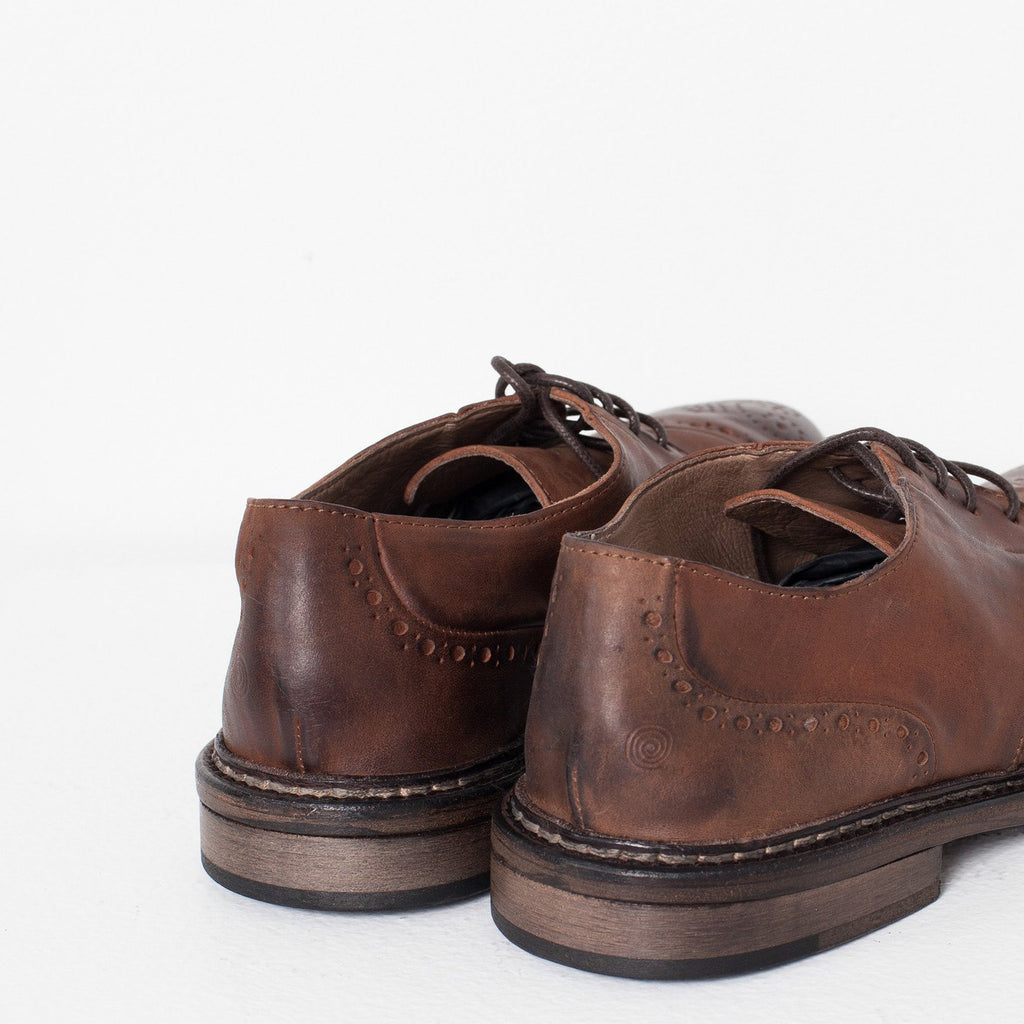 Marrone Oxford in Brown