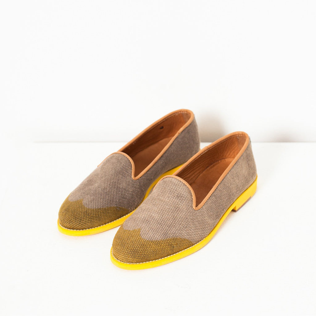 Wingtip Loafer in Yellow