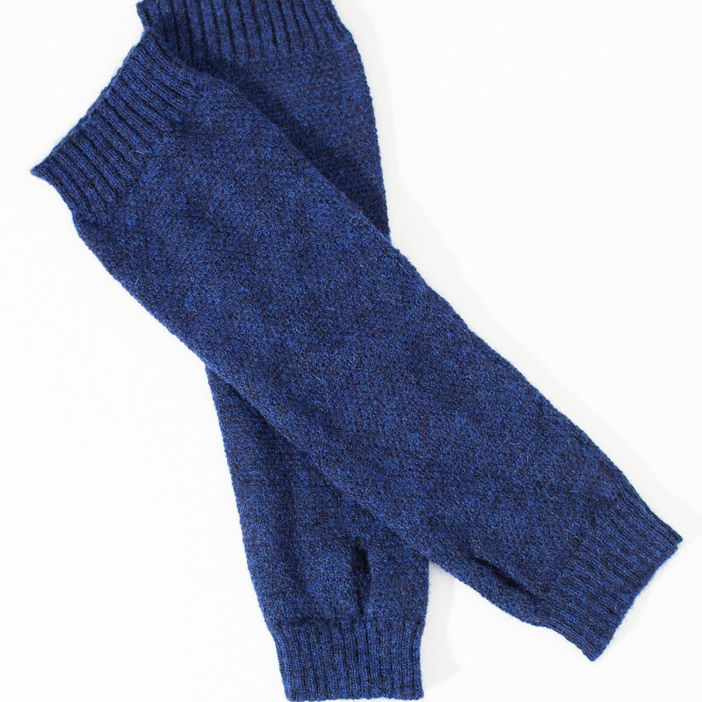 Pikki Mittens in Blue