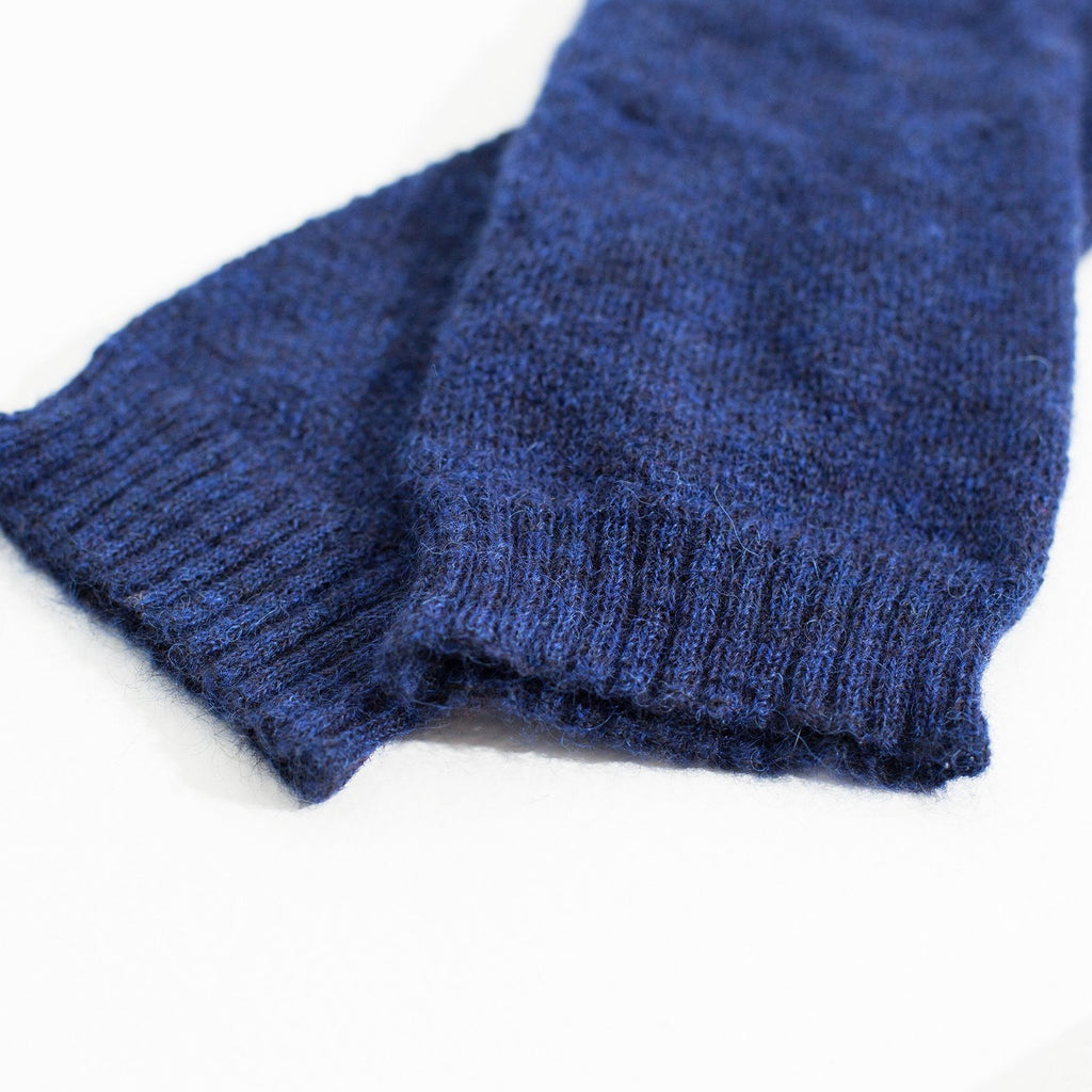 Pikki Mittens in Blue